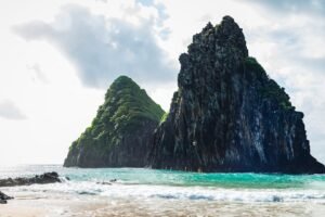 Leia mais sobre o artigo Quanto Custa Viajar para Fernando de Noronha: Guia Completo de Orçamento